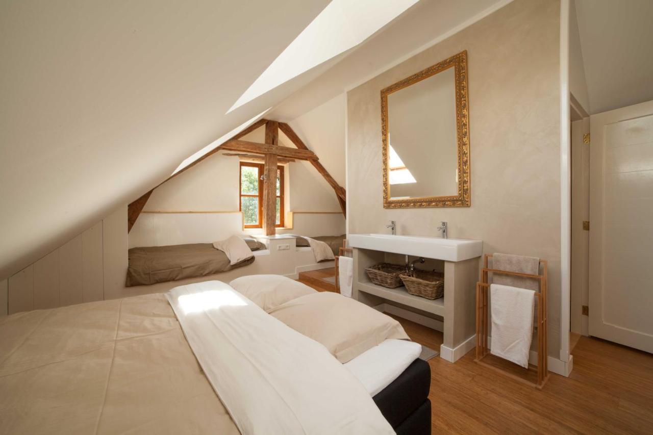 Maison Cimarron Bed & Breakfast Chateauroux-les-Alpes Bagian luar foto