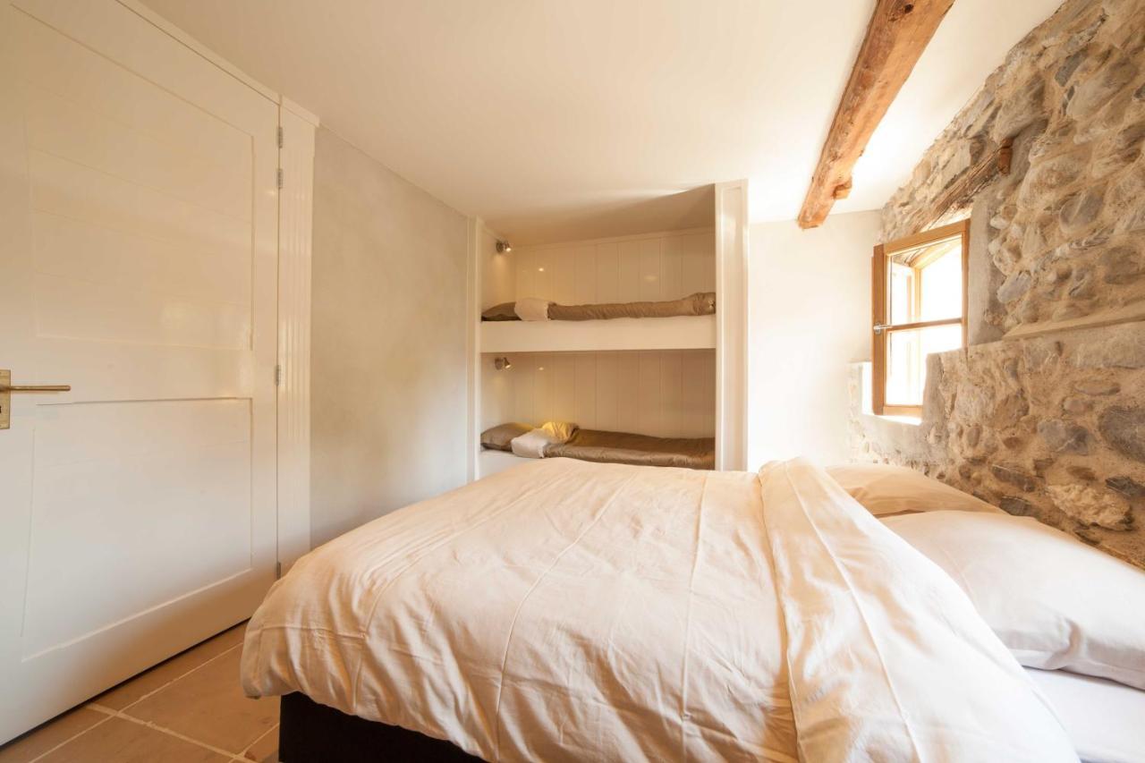 Maison Cimarron Bed & Breakfast Chateauroux-les-Alpes Bagian luar foto